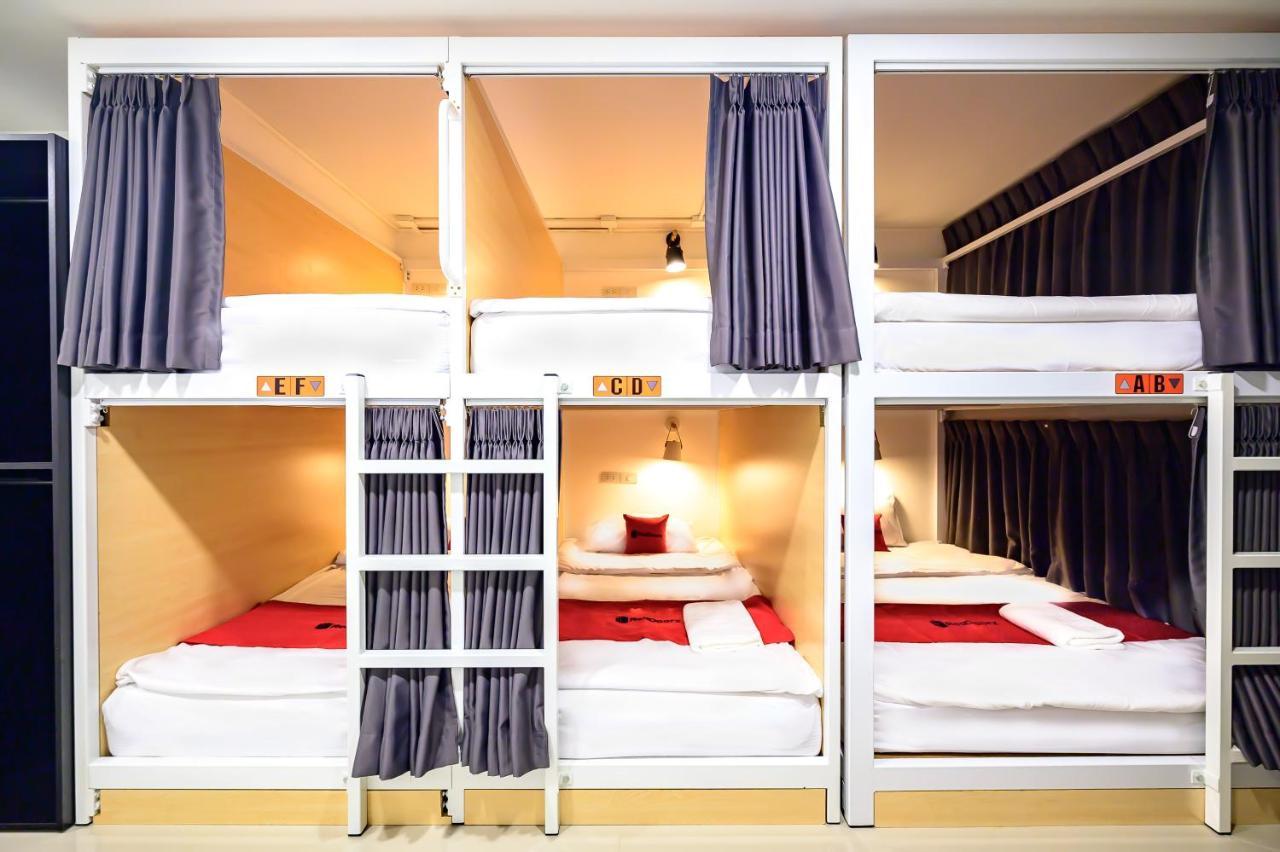The Living Block Hotel Bangkok Buitenkant foto